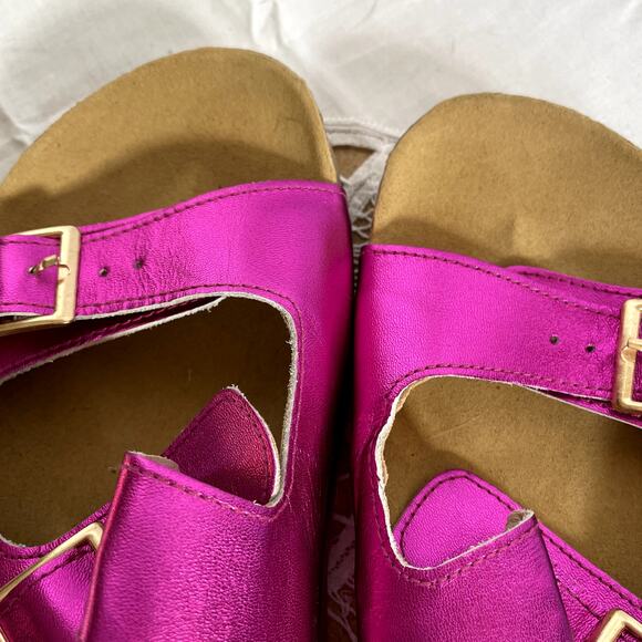 A Bear Co Pink Sandal Size 8 (says 5 but feels like 8) - Picture 2 of 8